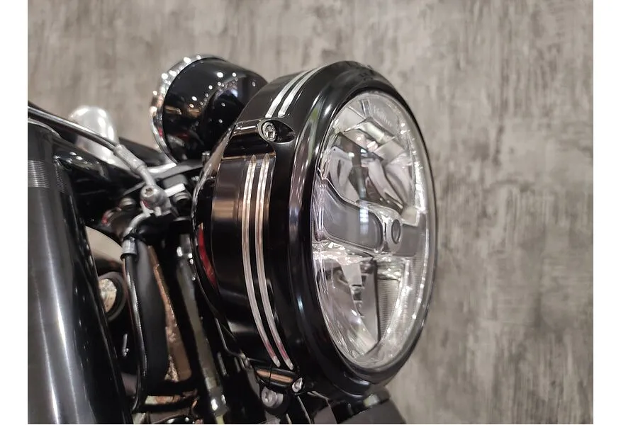 BMW Motorrad R 18 R 18 1800 см³ 1800 Красный в АВИЛОН. Слайд №7