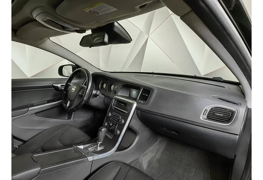 Volvo S60 1.6 T4 Turbo Powershift (180 л.с.) Черный в АВИЛОН. Слайд №11