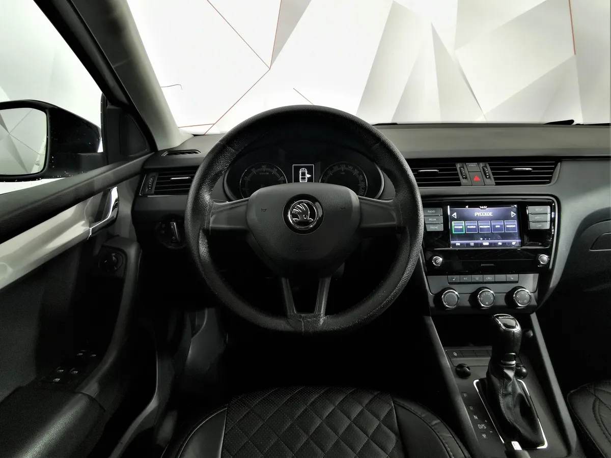 Skoda Octavia 1.6 AT (110 л.с.) Белый в АВИЛОН. Слайд №18