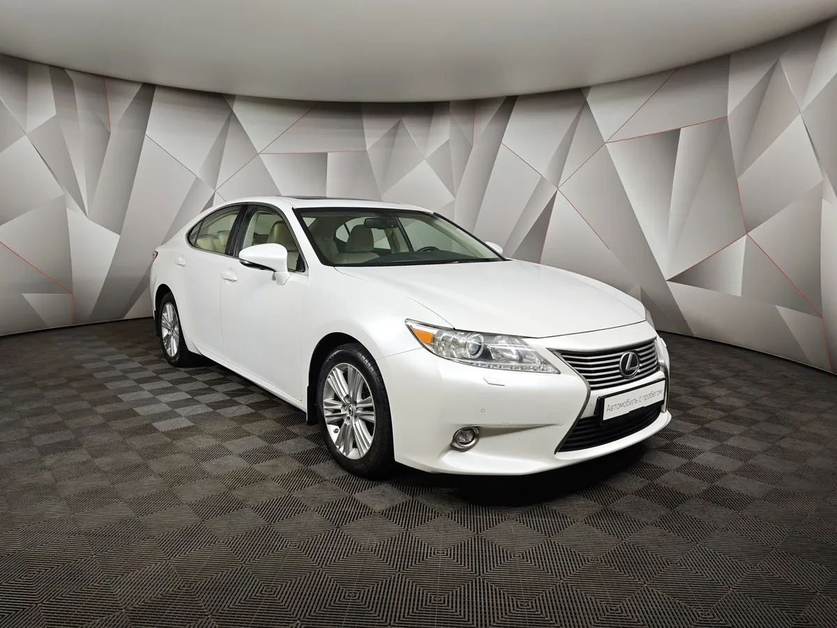 Lexus ES 250 AT (184 л.с.) Comfort Белый в АВИЛОН. Слайд №3