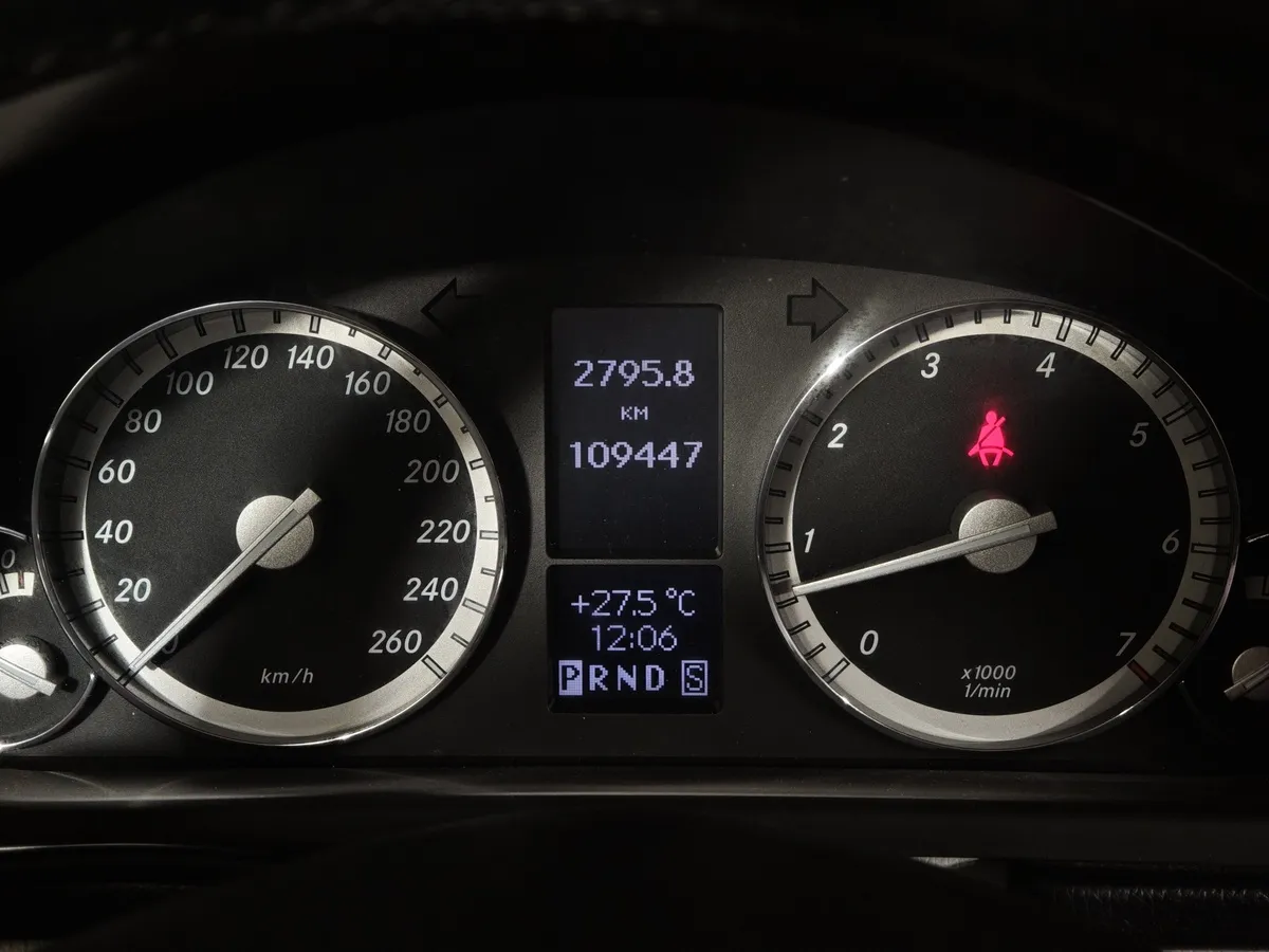 Mercedes-Benz CLC CLC 230 7G-Tronic (204 л.с.) Kompressor Серый в АВИЛОН. Слайд №18