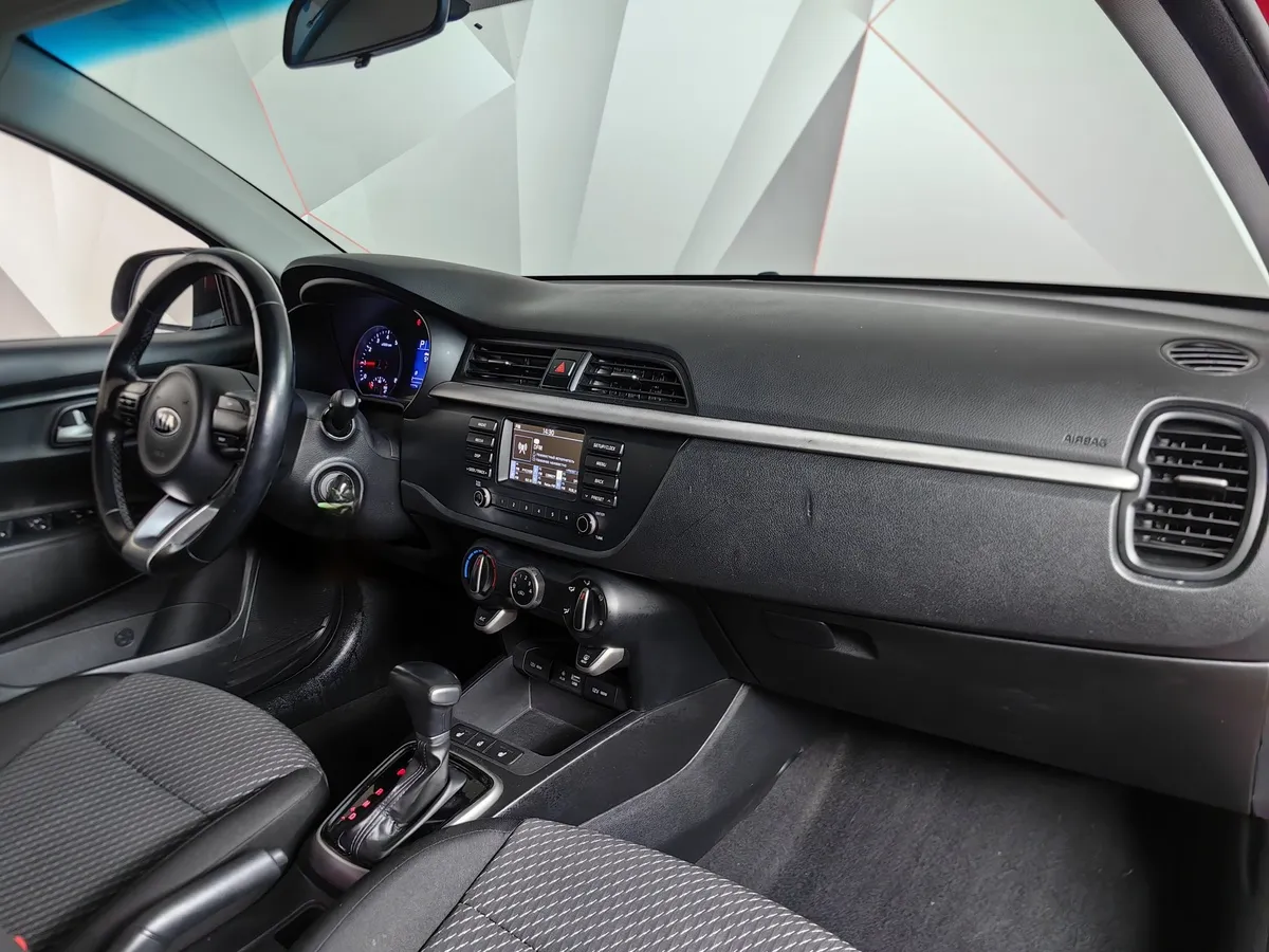 Kia Rio 1.6 AT (123 л.с.) Comfort Красный в АВИЛОН. Слайд №13