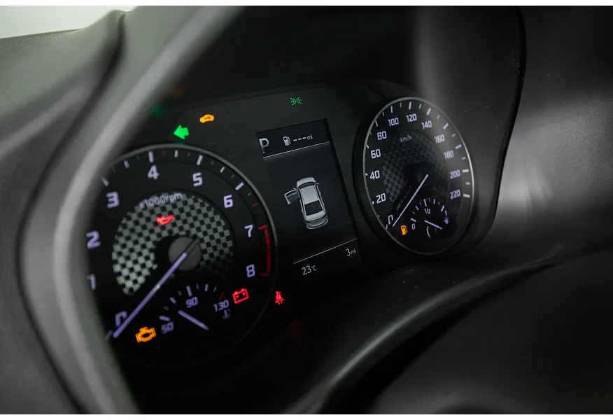 АВИЛОН - Solaris HS 1.6 AT (123 л.с.) Elegance + Prestige + Safety Серебристый - slide 8