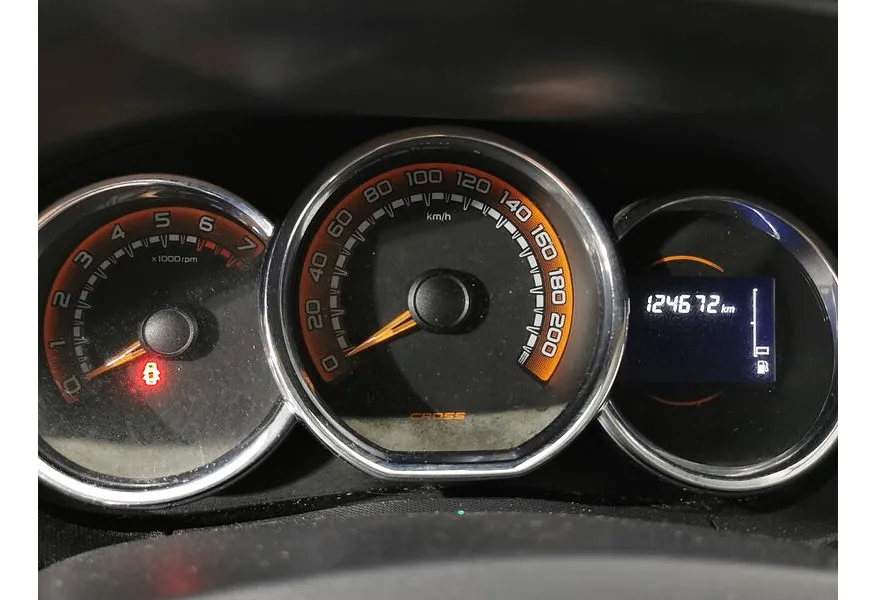 ВАЗ (Lada) Largus 1.6 MT 16 кл (5 мест) (106 л.с.) KS045-52-X00 Luxe Красный в АВИЛОН. Слайд №18