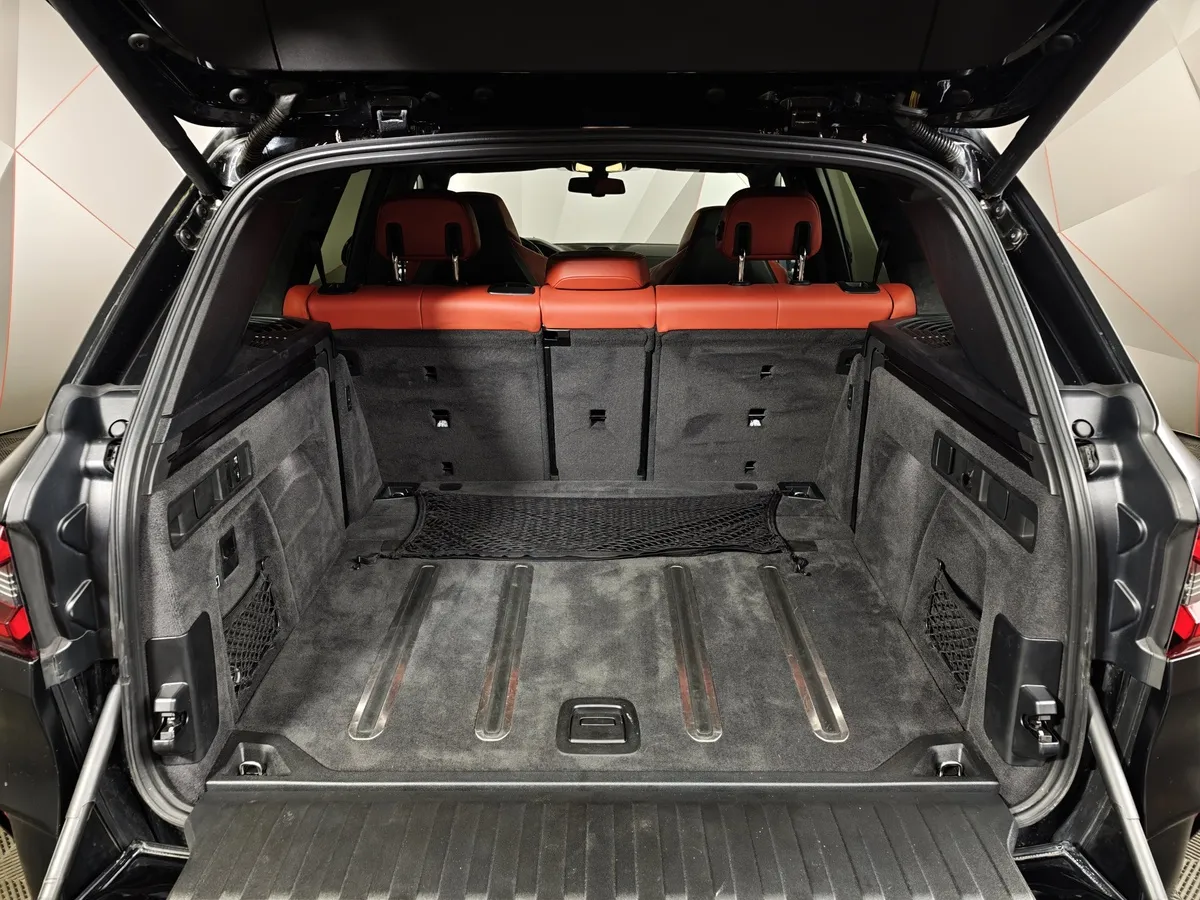 BMW X5 M 4.4 xDrive (625 л.с.) Competition Черный в АВИЛОН. Слайд №9