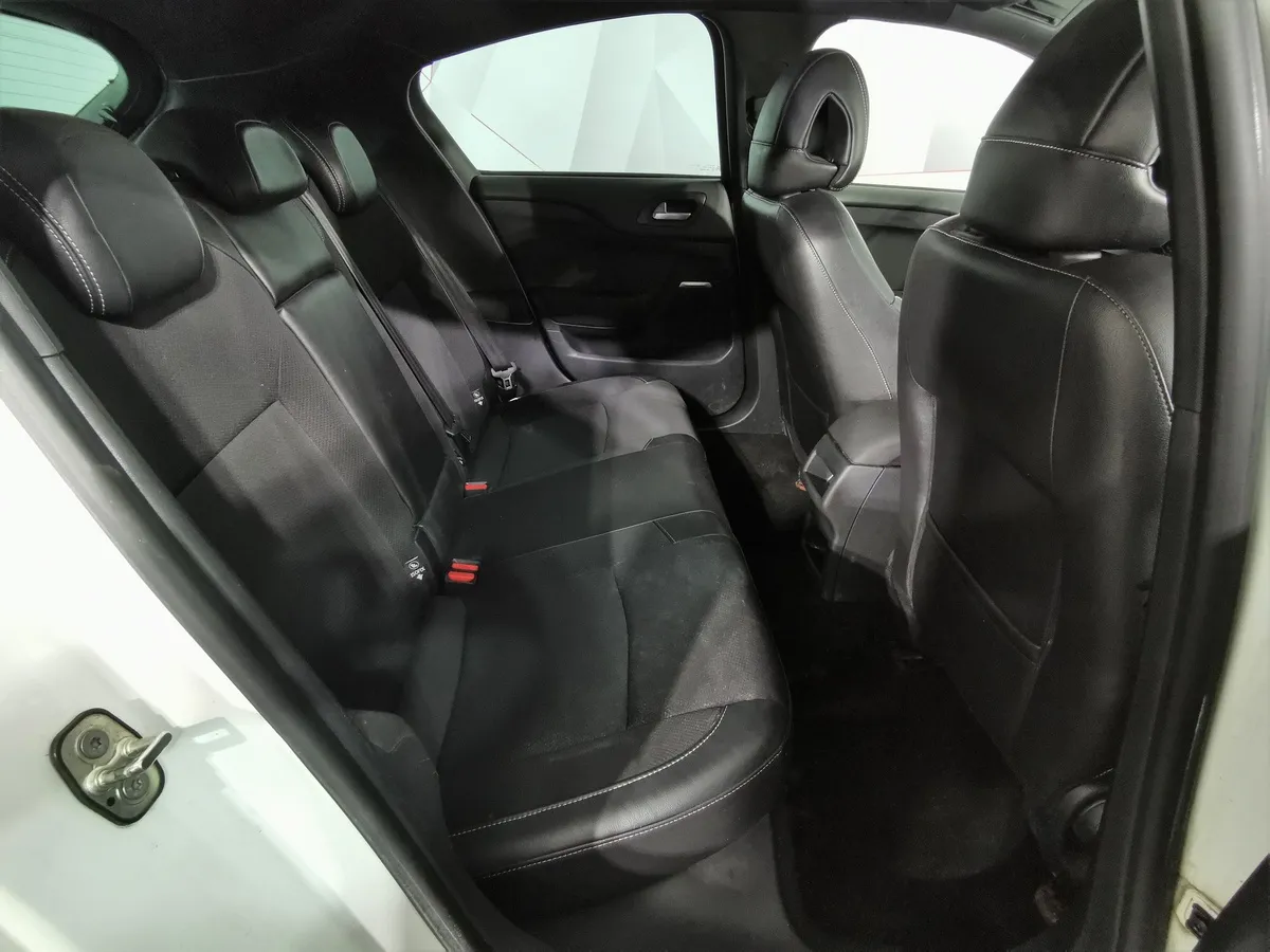 Citroen DS4 1.6 THP AT (150 л.с.) Белый в АВИЛОН. Слайд №14
