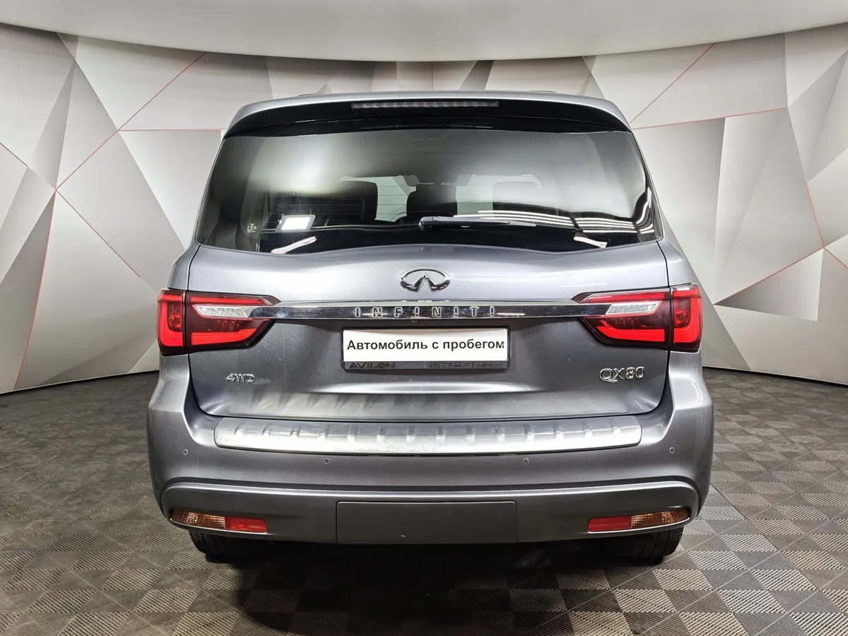 Infiniti QX80 5.6 АТ AWD (405 л.с.) Серый в АВИЛОН. Слайд №8