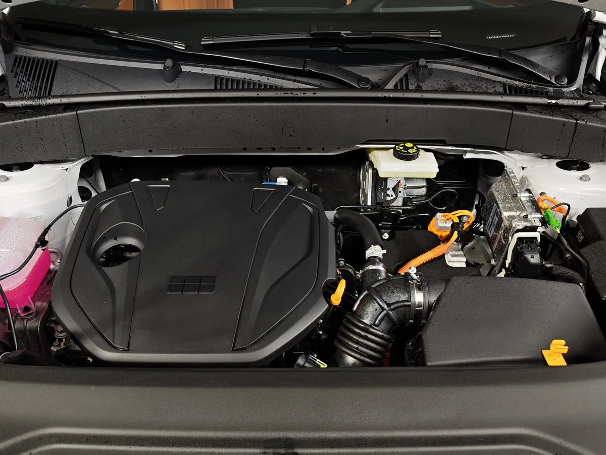 Geely Galaxy M7 1.5h AT FWD (238 л.с.) Startship Белый в АВИЛОН. Слайд №11