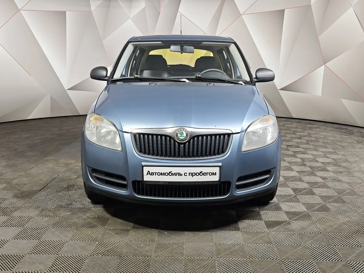 Skoda Fabia 1.2 MT (70 л.с.) Голубой в АВИЛОН. Слайд №5