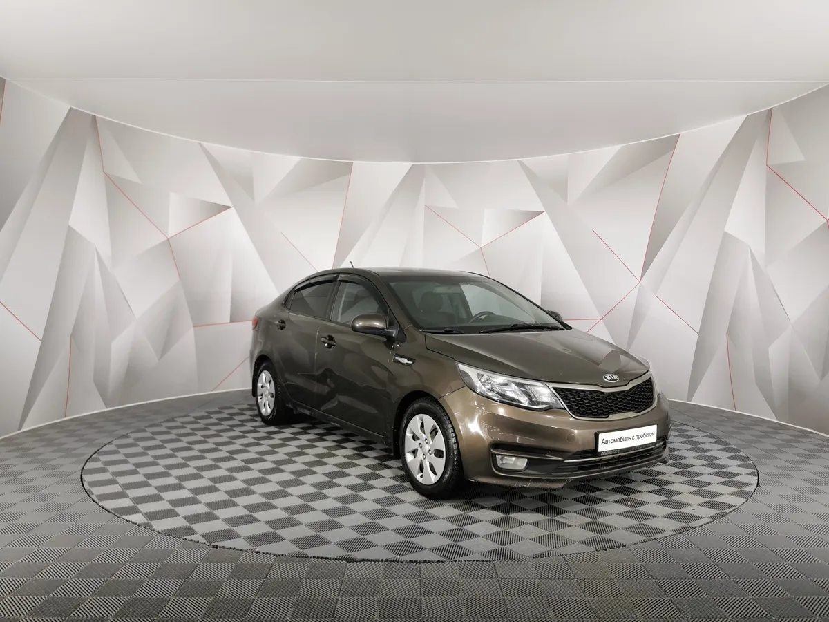 Kia Rio 1.6 AT (123 л.с.) Коричневый в АВИЛОН. Слайд №3