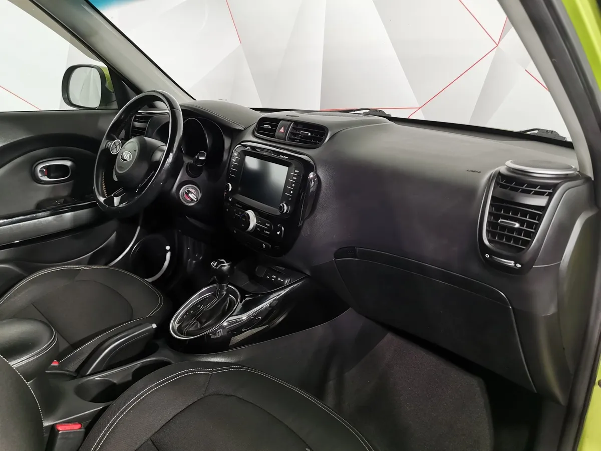 Kia Soul 1.6 AT (132 л.с.) Prestige Зеленый в АВИЛОН. Слайд №13