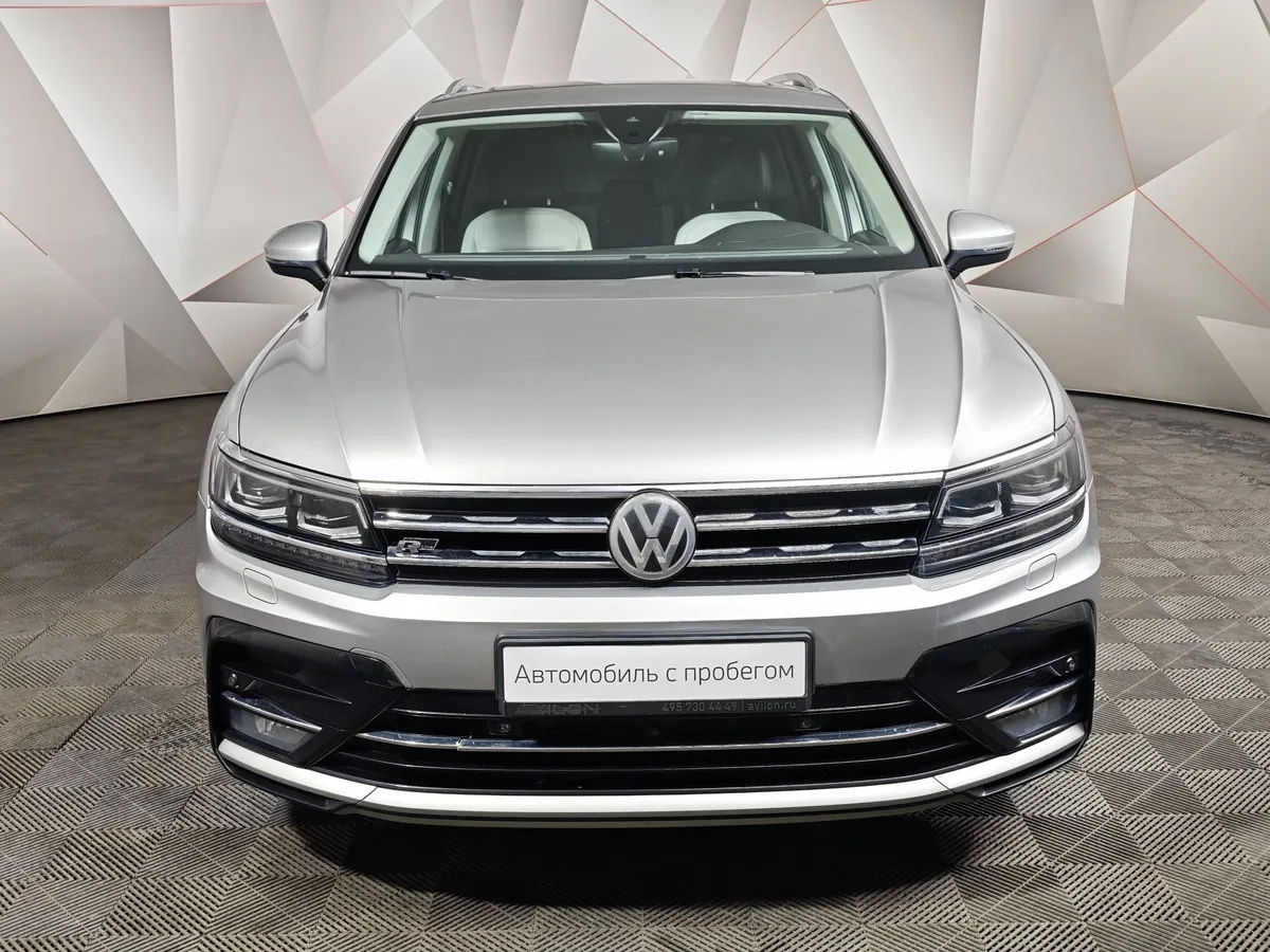 Volkswagen Tiguan 2.0 TSI 4Motion DSG (220 л.с.) Sportline Серебристый в АВИЛОН. Слайд №7
