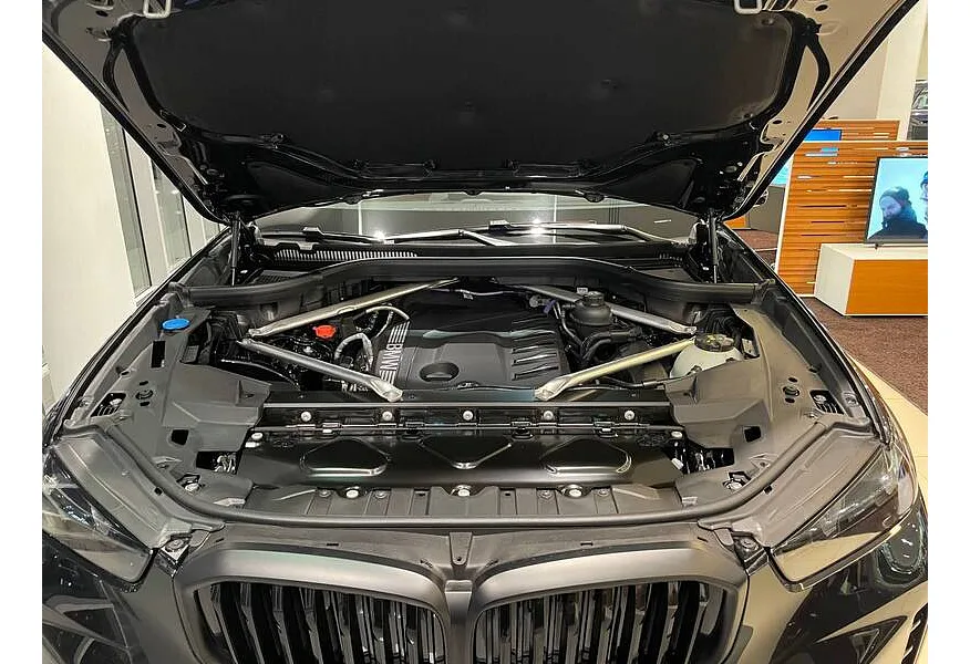 BMW X5 xDrive30d Steptronic (286 л.с.) Черный в АВИЛОН. Слайд №13