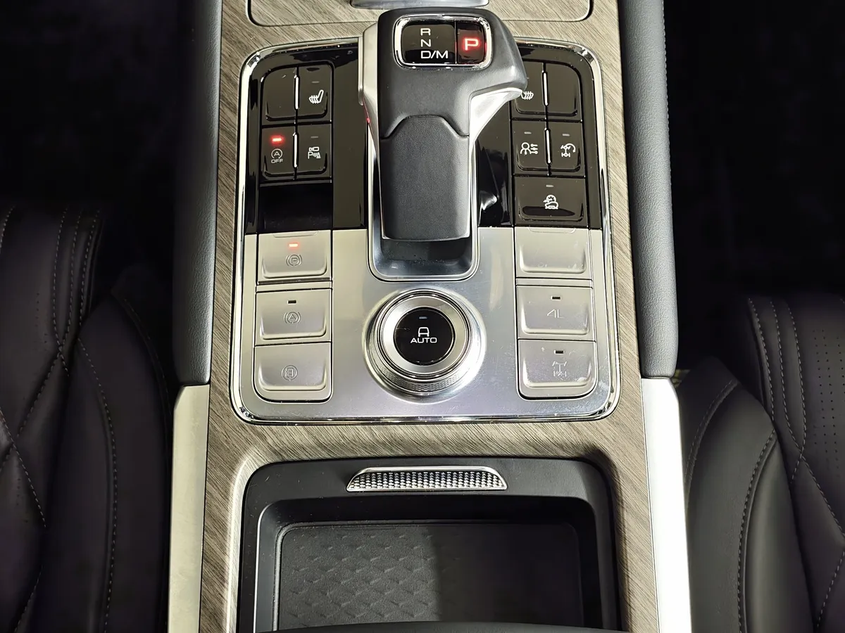 TANK 500 3.0 Turbo V6 AT 4WD (299 л.с.) Adventure Черный в АВИЛОН. Слайд №26
