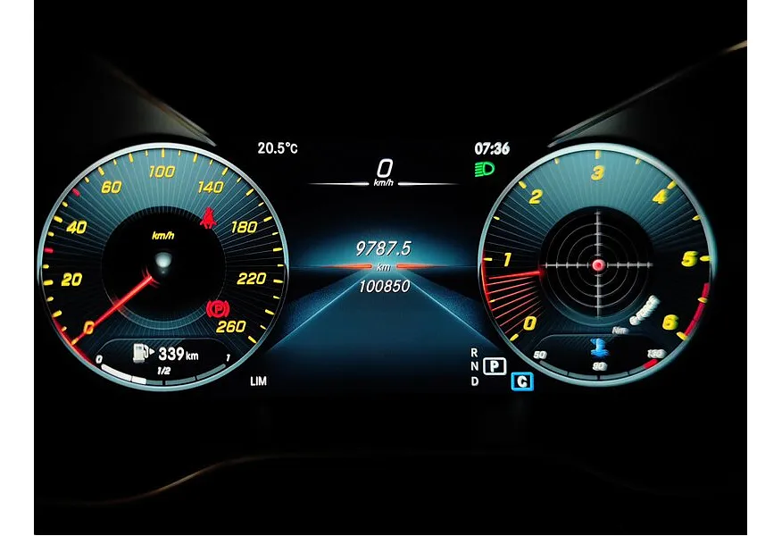 Mercedes-Benz GLC Купе 220 d 9G-TRONIC 4MATIC (194 л.с.) Premium Серебристый в АВИЛОН. Слайд №18