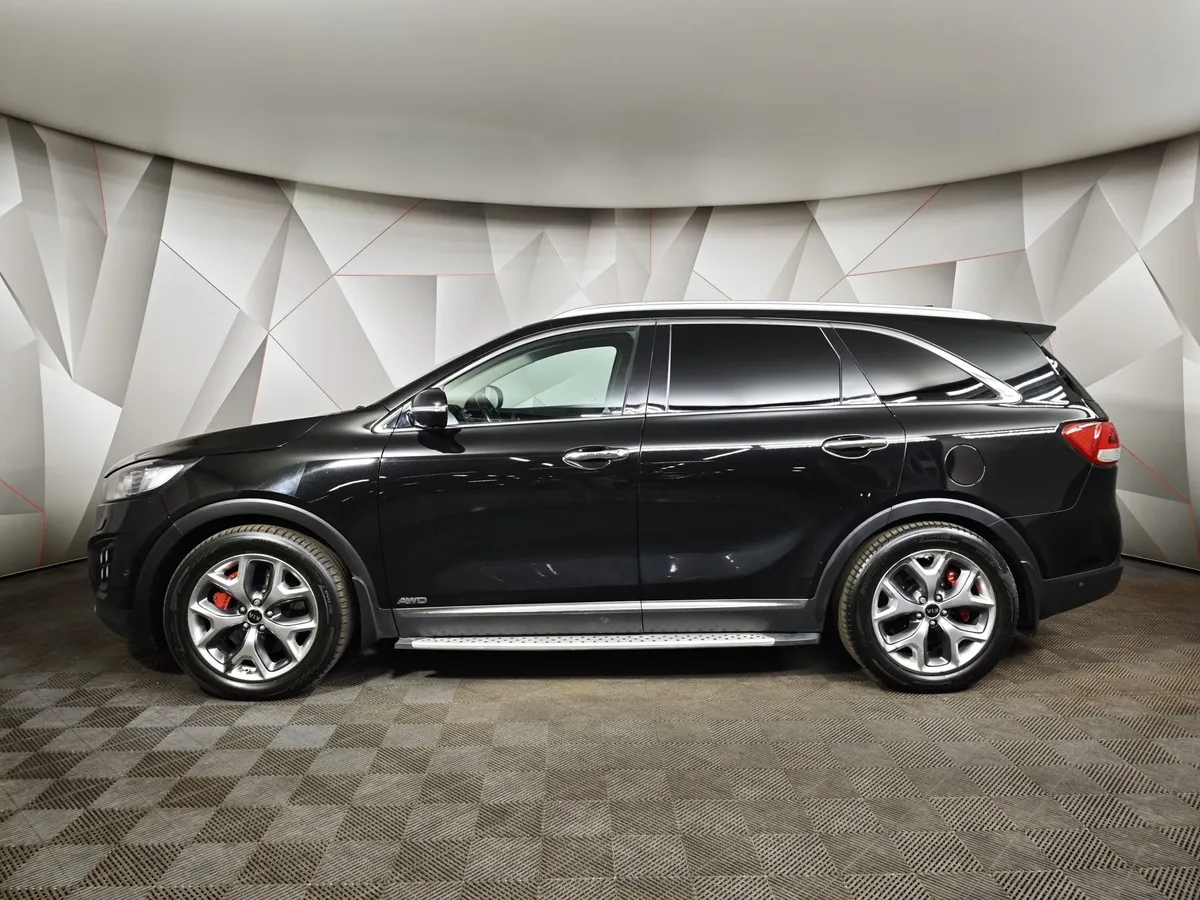 Kia Sorento 3.5 AT AWD (249 л.с.) GT Line Черный в АВИЛОН. Слайд №5