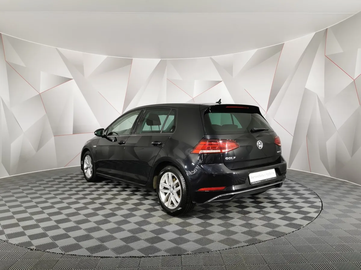 Volkswagen Golf 1.5 TSI DSG (130 л.с.) Черный в АВИЛОН. Слайд №4