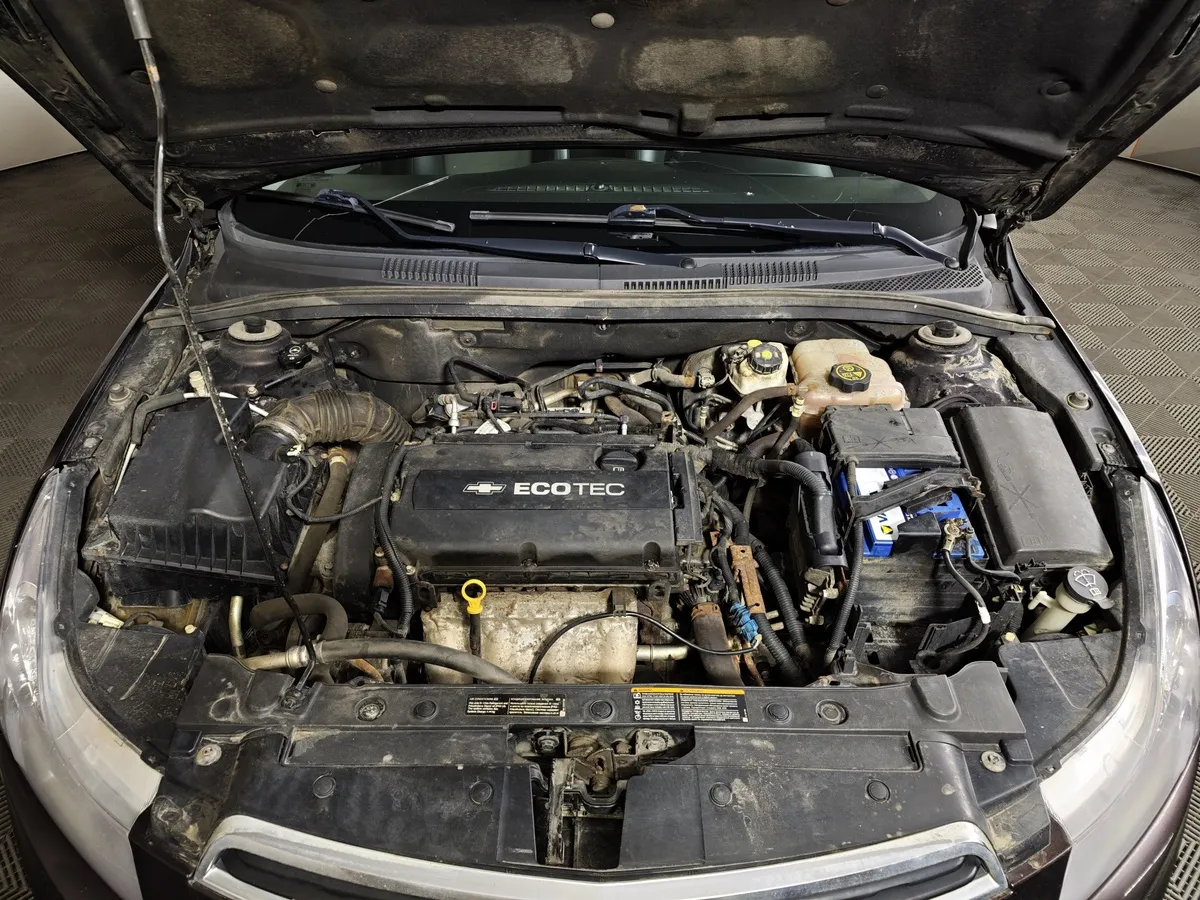 Chevrolet Cruze 1.8 AT (141 л.с.) Коричневый в АВИЛОН. Слайд №11