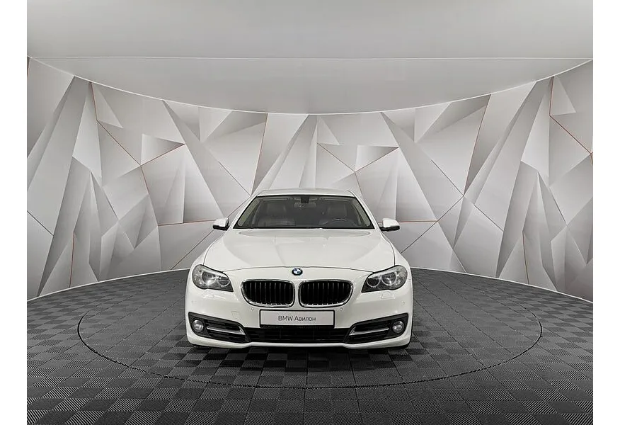 BMW 5 серия 520d Steptronic (190 л.с.) Белый в АВИЛОН. Слайд №3