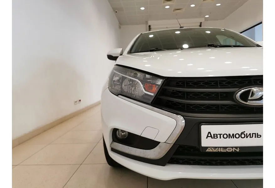 ВАЗ (Lada) Vesta 1.6 MT (106 л.с.) Белый в АВИЛОН. Слайд №9