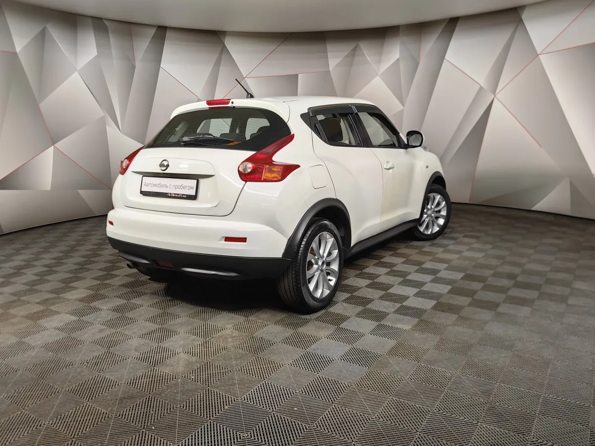Nissan Juke 1.6 CVT (117 л.с.) Белый в АВИЛОН. Слайд №2