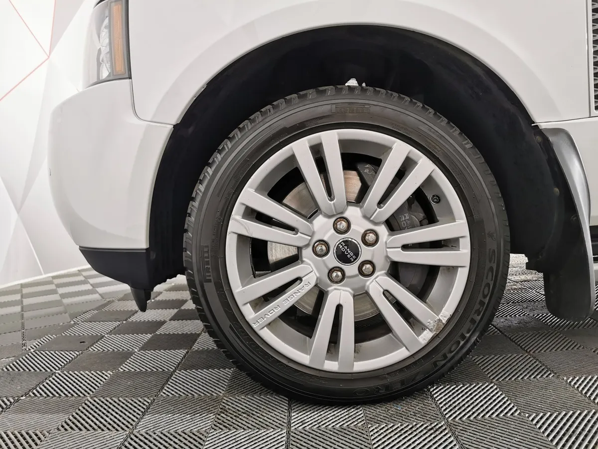 Land Rover Range Rover 4.4 TDV8 AT AWD (313 л.с.) Белый в АВИЛОН. Слайд №9