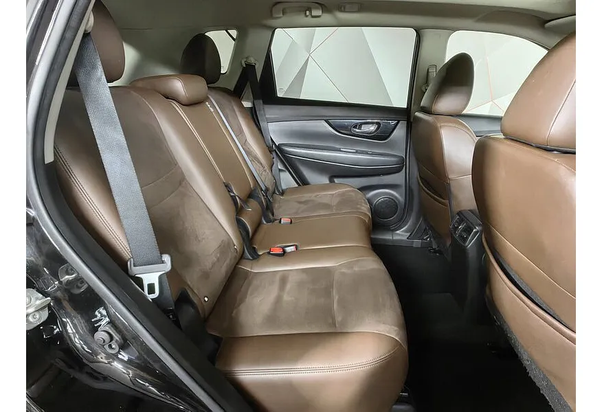 Nissan X-Trail 2.5 CVT AWD (171 л.с.) Черный в АВИЛОН. Слайд №15