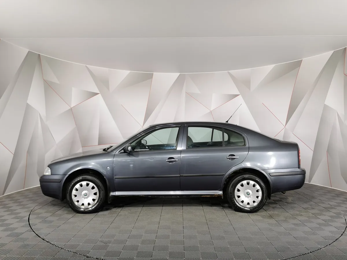Skoda Octavia 1.4 MT (75 л.с.) Серый в АВИЛОН. Слайд №5