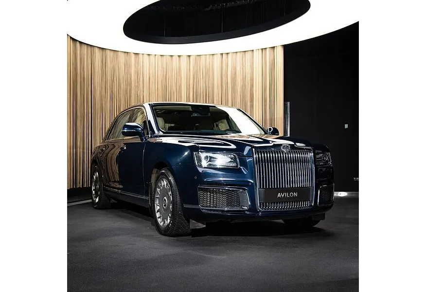 АВИЛОН - AURUS Senat 4.4 AWD AT (598 л.с.) Синий - slide 0