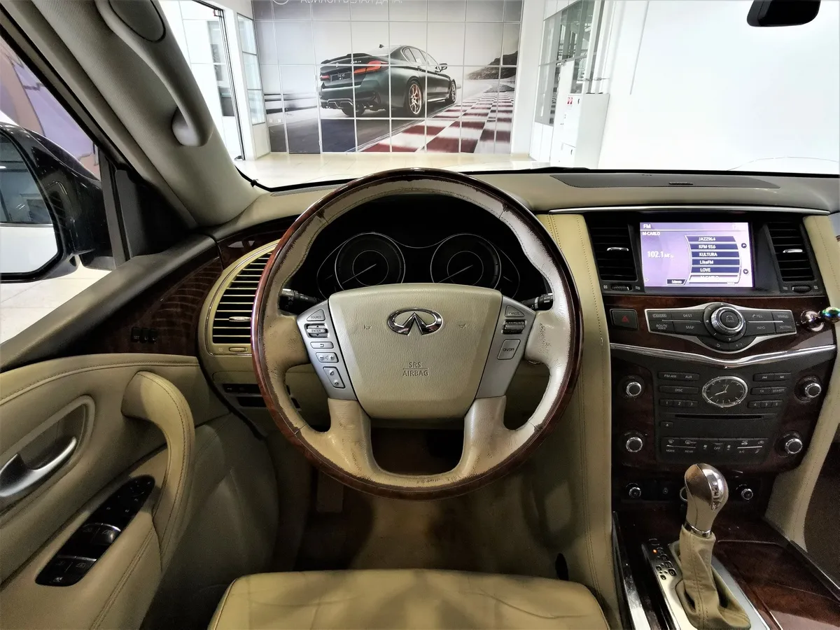 Infiniti QX80 5.6 АТ AWD (405 л.с.) Белый в АВИЛОН. Слайд №19