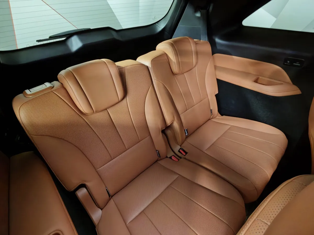 WEY 07 1.5 PHEV DHT AT 4WD (517 л.с.) Premium Черный в АВИЛОН. Слайд №23