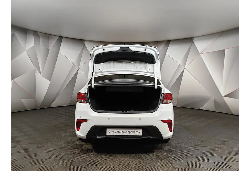 Kia Rio 1.4 AT (100 л.с.) Белый в АВИЛОН. Слайд №11 Kia Rio 1.4 AT (100 л.с.) Белый в АВИЛОН. Слайд №11