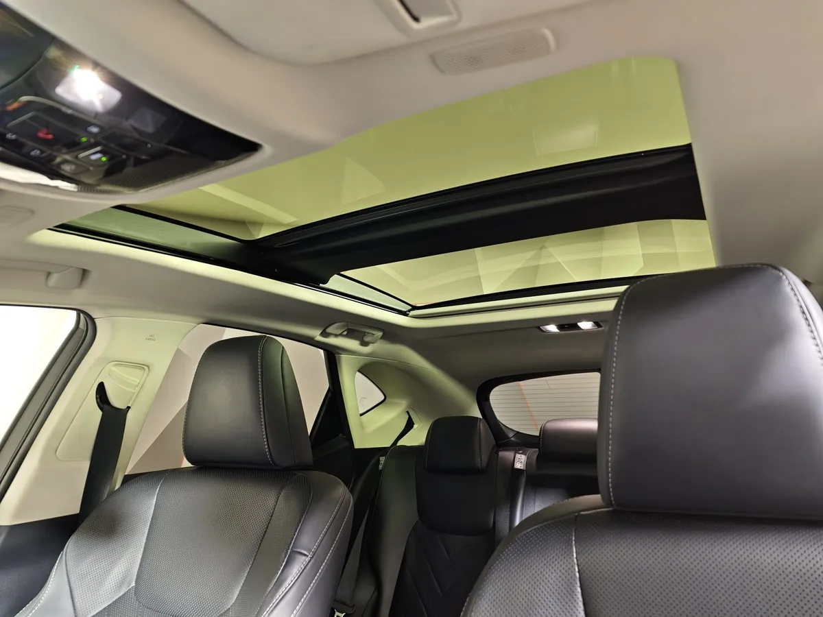 Lexus NX 2.5 AT AWD (200 л.с.) Luxury Черный в АВИЛОН. Слайд №26