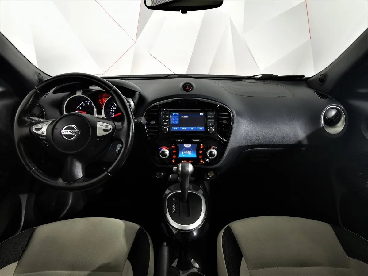 Nissan Juke 1.6 CVT (117 л.с.) Черный в АВИЛОН. Слайд №12