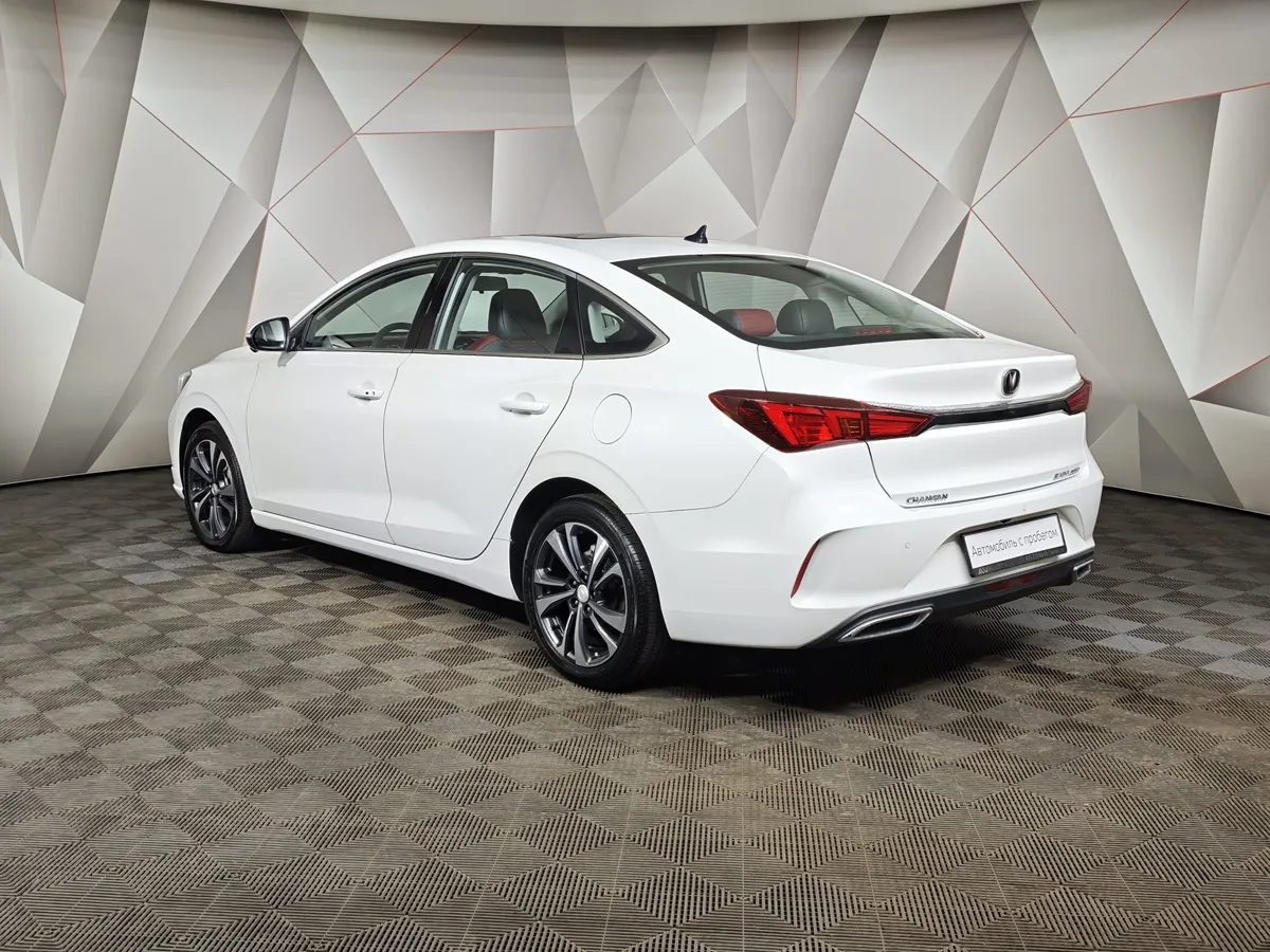 Changan Eado Plus 1.4 TGDI 7DSG 2WD (150 л.с.) DLX Белый в АВИЛОН. Слайд №4