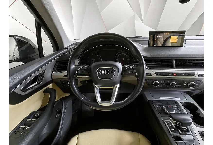 Audi Q7 3.0 TDI Tiptronic quattro (249 л.с.) Черный в АВИЛОН. Слайд №20