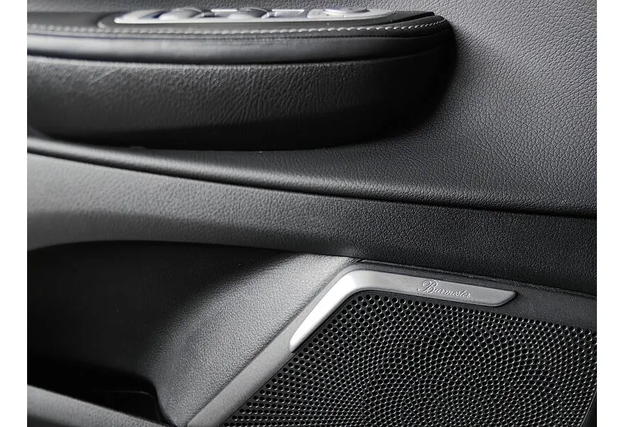 Mercedes-Benz V-Класс V 300 L3 4Motion 9G-Tronic (239 л.с.) Черный в АВИЛОН. Слайд №23