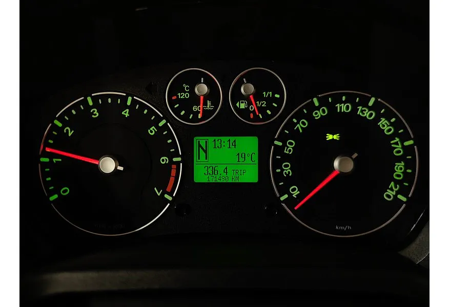Ford Fiesta 1.4 Durashift EST (79 л.с.) Ghia Фиолетовый в АВИЛОН. Слайд №16