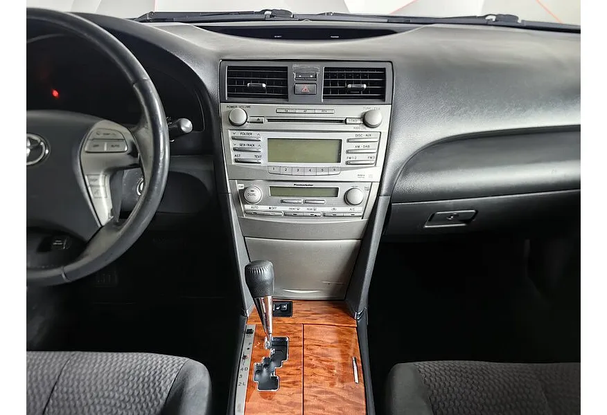 Toyota Camry 2.4 VVT-i AT (167 л.с.) Черный в АВИЛОН. Слайд №11