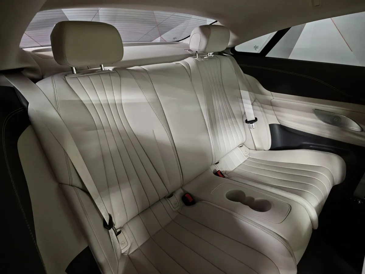 Mercedes-Benz E-Класс E 200 4MATIC G-TRONIC (184 л.с.) Sport Красный в АВИЛОН. Слайд №16
