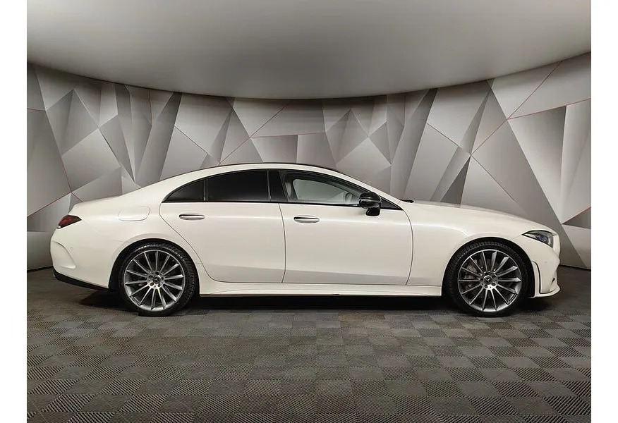 Mercedes-Benz CLS 350 AT 4Matic (299 л.с.) Sport Белый в АВИЛОН. Слайд №6