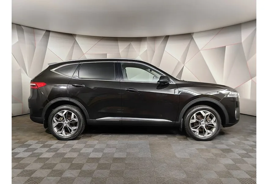 АВИЛОН - Haval F7 2.0T AWD 7DCT (190 л.с.) Premium Черный - slide 3