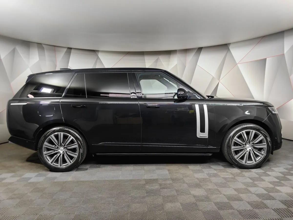 Land Rover Range Rover 3.0 D350 LWB AT AWD (350 л.с.) Autobiography Черный в АВИЛОН. Слайд №6