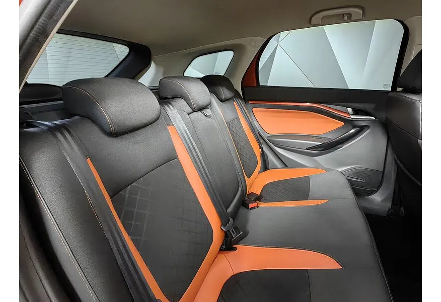 ВАЗ (Lada) Vesta 1.6 CVT (113 л.с.) Оранжевый в АВИЛОН. Слайд №16