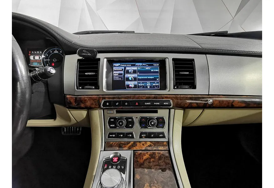 АВИЛОН - Jaguar XF 2.0 AT (240 л.с.) Коричневый - slide 9