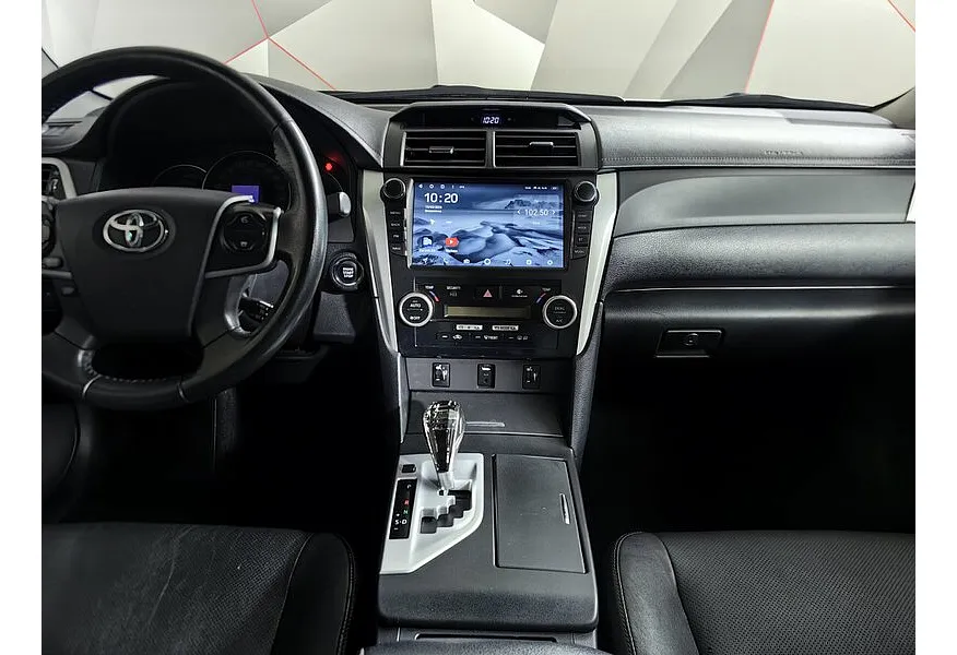 Toyota Camry 3.5 AT (249 л.с.) Белый в АВИЛОН. Слайд №15