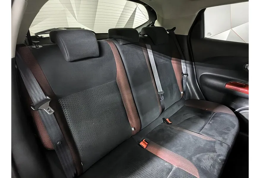 Nissan Juke 1.6 CVT (117 л.с.) Красный в АВИЛОН. Слайд №17