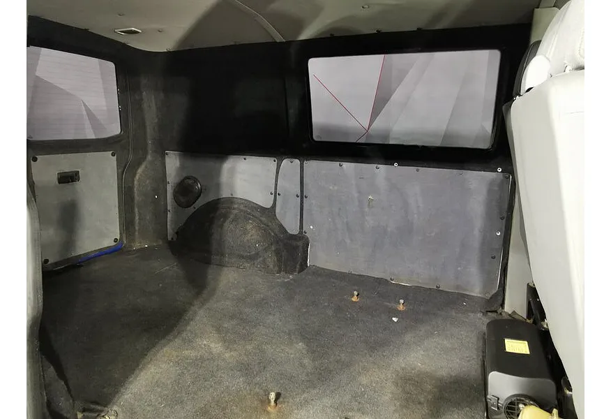 Volkswagen Transporter 2.0 TDI 5MT L1H1 (102л.с.) Синий в АВИЛОН. Слайд №16