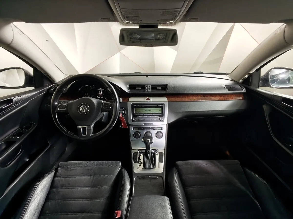 Volkswagen Passat 1.8 TSI AT (160 л.с.) Коричневый в АВИЛОН. Слайд №13