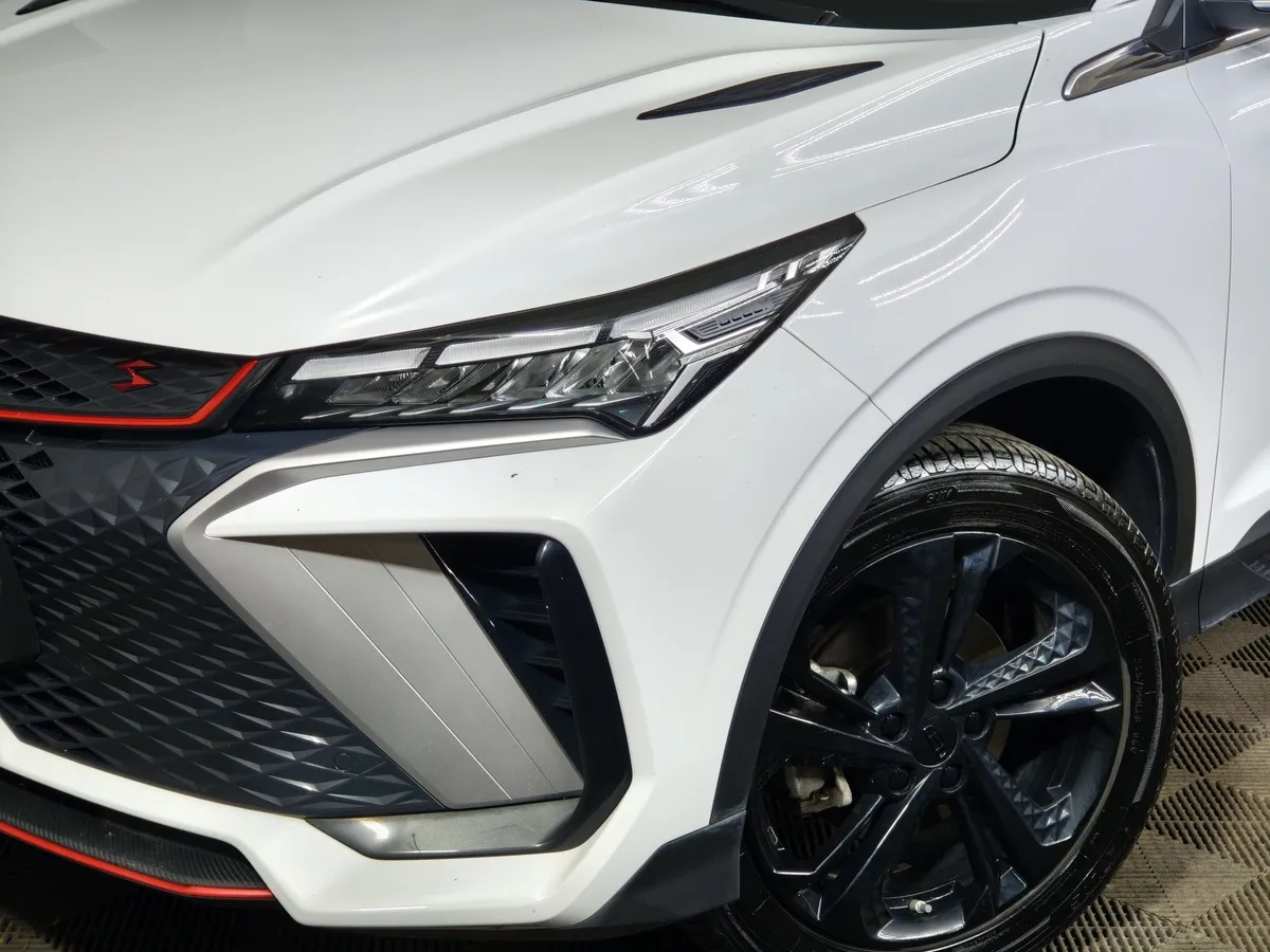 Geely Coolray 1.5T 7DCT 2WD (150 л.с.) Luxury Белый в АВИЛОН. Слайд №10